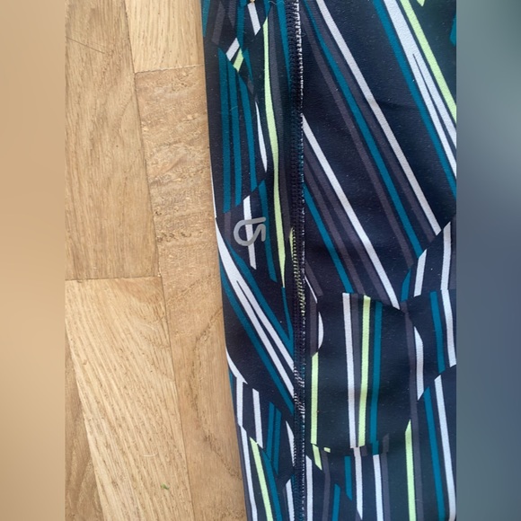 Gap fit Gapfit  gfast leggings size M - Picture 8 of 10